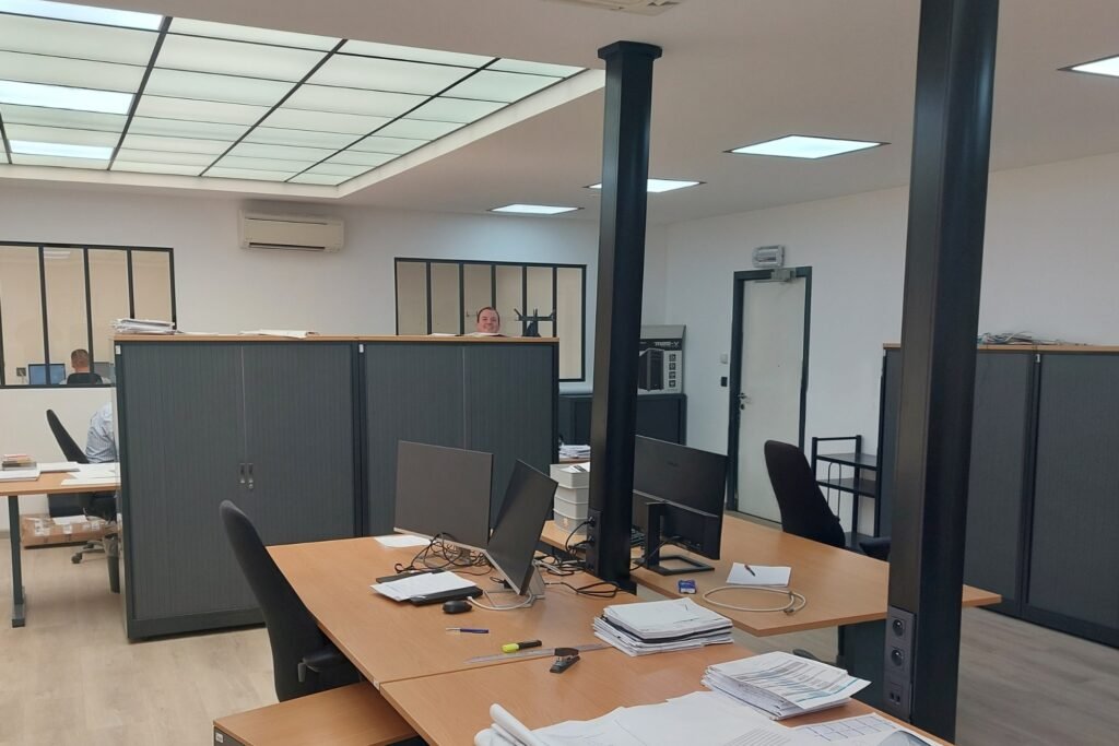 Kantoorschoonmaak in Gent voor een schone werkplek