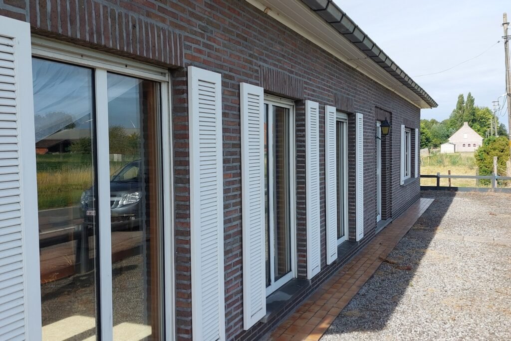Ramen wassen voor kantoren in Gent – streeploze reiniging